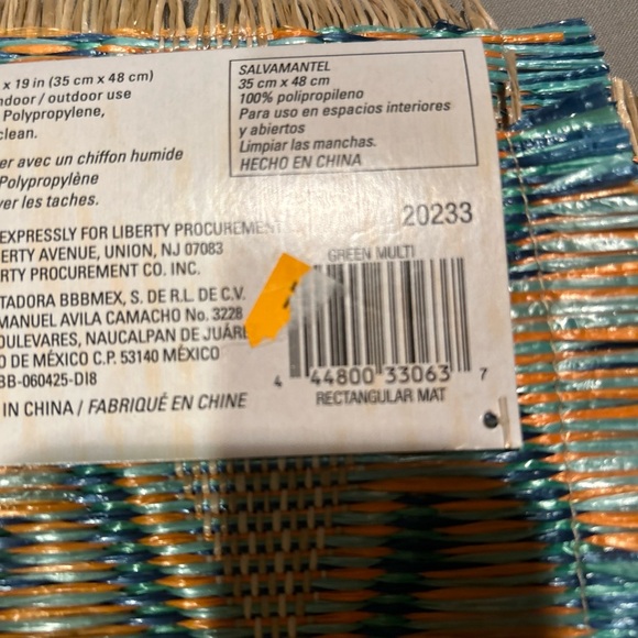 Set of four geometric pattern Destination Summer placemats - Picture 3 of 5